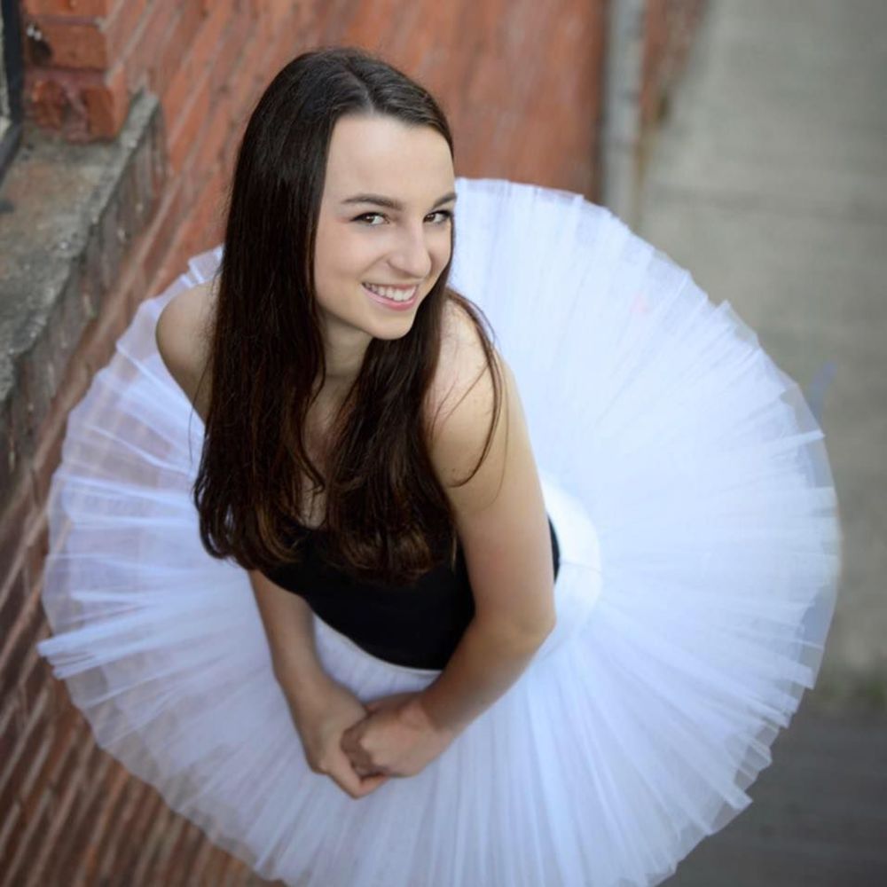 Meet your Posher, Abigail